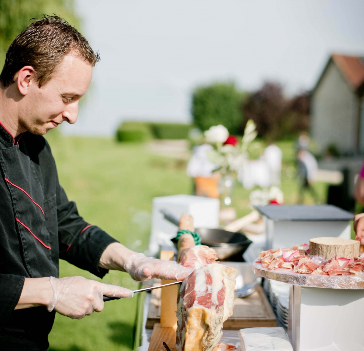 Notre service traiteur événementiel s'approvisionne directement dans notre ferme familiale et auprès de producteurs d’Ile de France